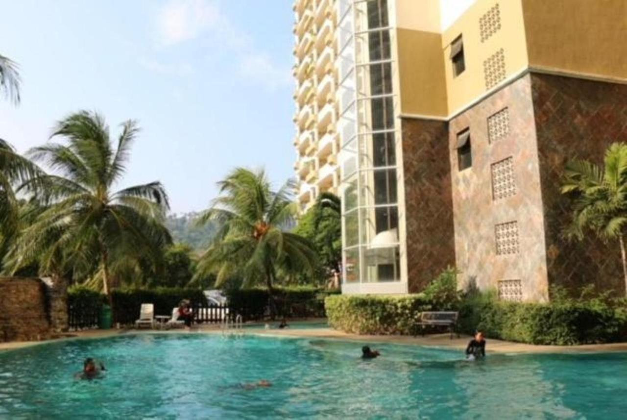 Designer Suite Apartment Seaview 10Pax Families Suite Kuah Exterior photo
